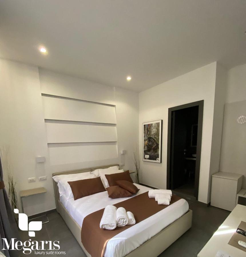 Megaris Luxury Suite Rooms Naples Exterior photo